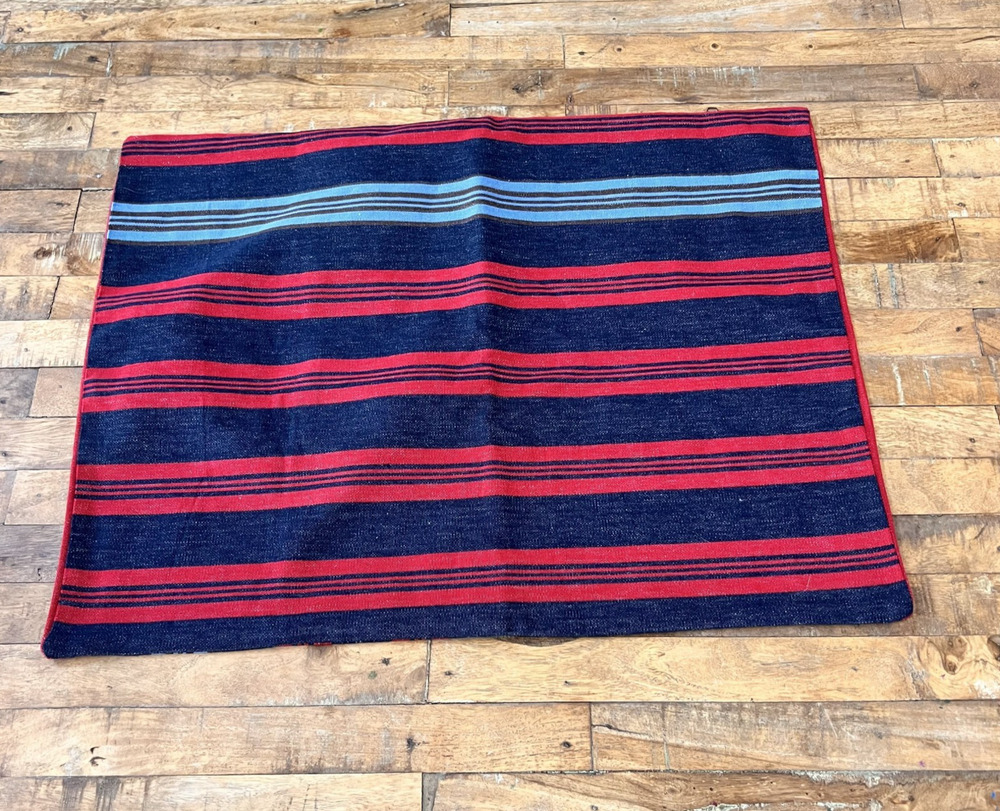 Pottery Barn Teen Standard Pillow Sham 100% Cotton Blue Red Striped